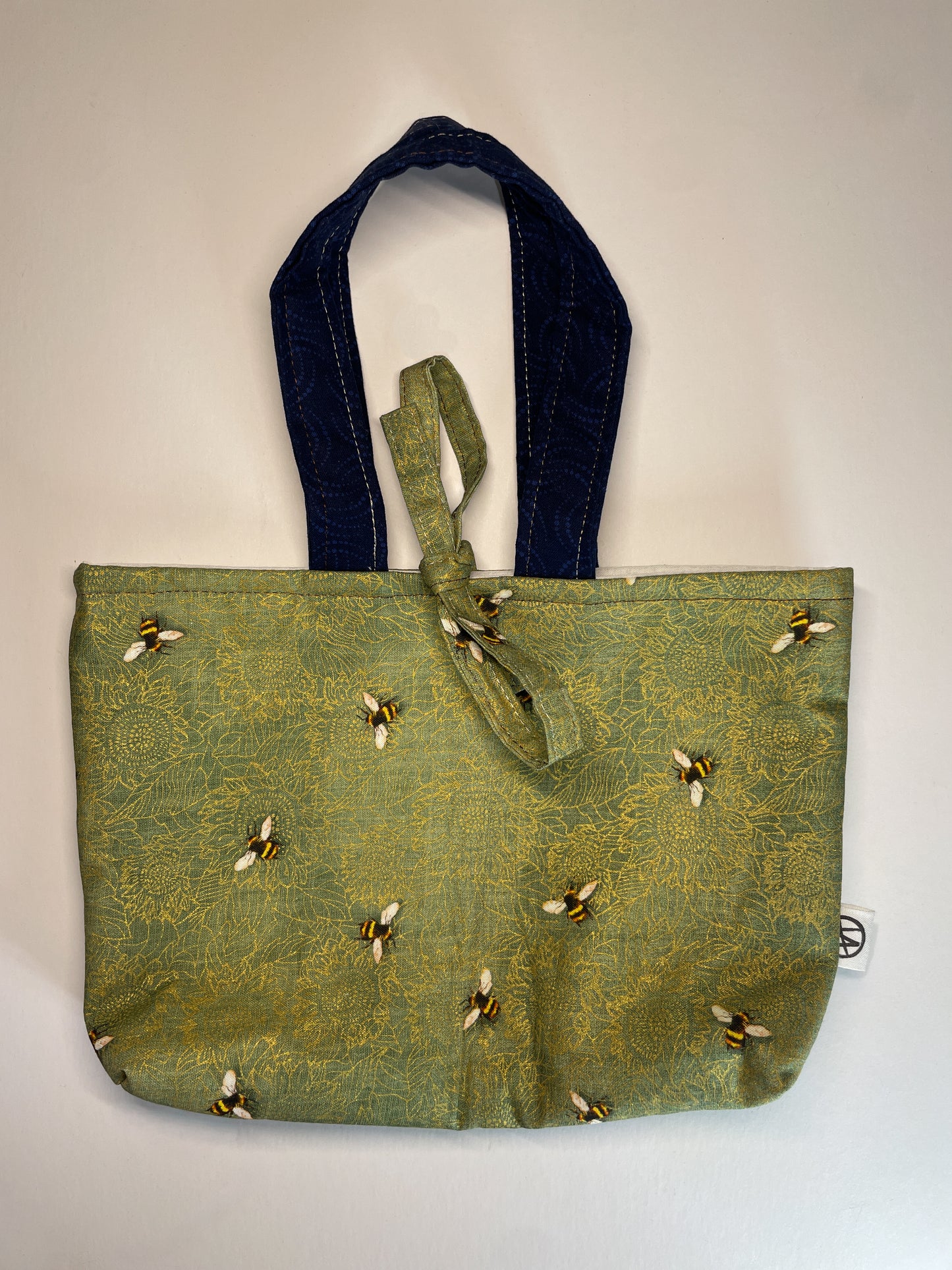 Small Everyday Market Tote in Bee Green