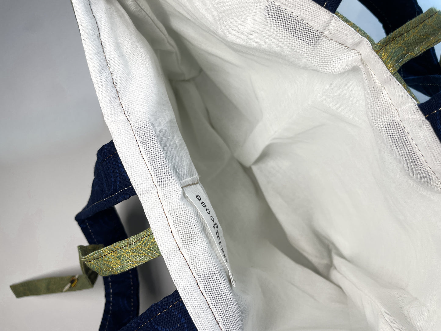 Small Everyday Market Tote in Bee Green