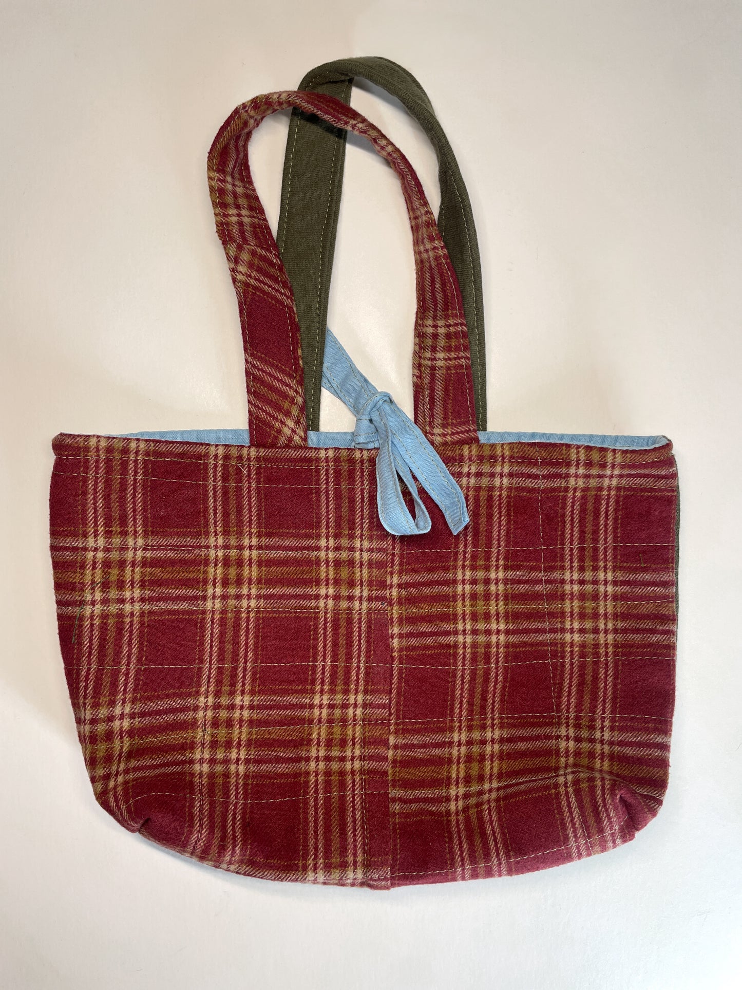 Small Everyday Market Tote in Plaid Olive Sky
