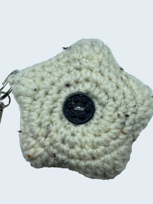 Star Puff Keychain in Speckled Cream